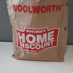 Einkaufstasche woolworth, braun がiLostで Wilmering Brinkum によって報告されました