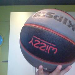 Baloncesto BAL, ha sido reportado por MEININGER Hotel Lyon Centre Berthelot con iLost