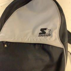 Mochila, segundo informou Artis usando iLost