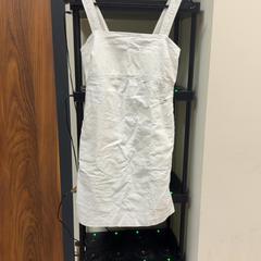 Dress White, as reported by Van der Valk Hotel Eindhoven - Best using iLost