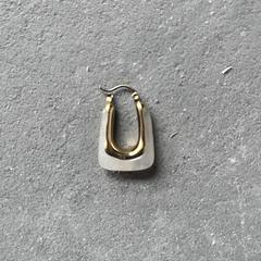 Oorbel met steen, come riportato a iLost