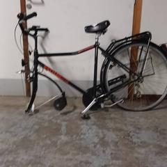 دراجة رجالية Kettler Zwart-Rode letters، كما تم الإبلاغ عنه بواسطة Fietsdepot Hasselt عبر iLost