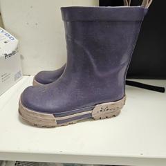 Zapatos para nenos, segundo informou IKEA Åsane usando iLost