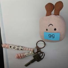 キーホルダー Noor + jellycat, blauw 56 がiLostで Rock Werchter によって報告されました