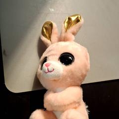 Cuddly slap Rose, as reported by IKEA Hénin-Beaumont using iLost