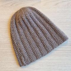 Gorro roos, segons ha informat Gemeente Leopoldsburg mitjançant iLost