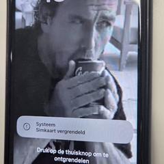 Iphone iPhone zwart, rapporterat av Stad Hasselt med iLost