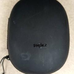 Kopfhörertasche, gemeldet von Qbuzz GD Groningen Peizerweg über iLost