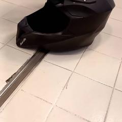 Kask Zwart, zgłoszono przez Arriva Limburg Noord przy użyciu iLost
