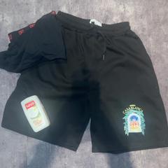 İLost kullanarak Van der Valk Hotel Haarlem tarafından bildirildiği gibi Şort, İç çamaşırı & Krem