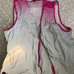 Chaleco, ha sido reportado por Regio Oost-Vlaanderen con iLost