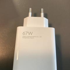 Ladegerät Weiß & Xiaomi, ako bolo nahlásené MEININGER Hotel Berlin Airport pomocou iLost