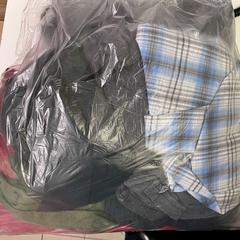 Bag with clothes, as reported by MEININGER Hotel Roma Termini using iLost