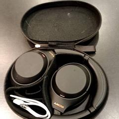 Headset, zoals gemeld door Padualaan 97 met iLost