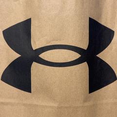 Purchase under armour under armour, ha sido reportado por Designer Outlet Roermond con iLost