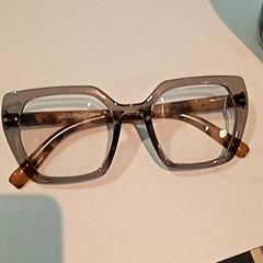 Lentes, segundo informou Pathé Nijmegen usando iLost