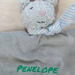 Plyšová facka Prénom Pénélope, jak nahlášeno IKEA Arlon pomocí iLost
