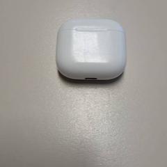 حافظة airpods، كما تم الإبلاغ عنه بواسطة Connexxion Haarlem IJmond عبر iLost