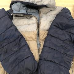 Chaqueta, ha sido reportado por IKEA Liège con iLost