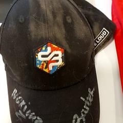 Kleding - Pet, a été signalé par Centraal magazijn utilisant iLost