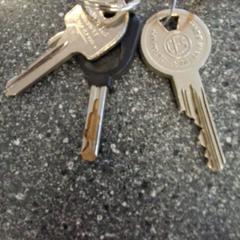 Llave, ha sido reportado por Connexxion Amstelveen con iLost
