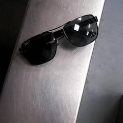 Oculos de sol Preto がiLostで IKEA Matosinhos によって報告されました