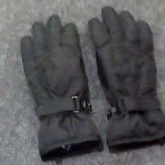 İLost kullanarak SnowWorld Landgraaf tarafından bildirildiği gibi Eldivenler Protest