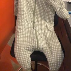 Baby cloth White and grey, as reported by MEININGER Hotel Bordeaux Gare Saint-Jean using iLost