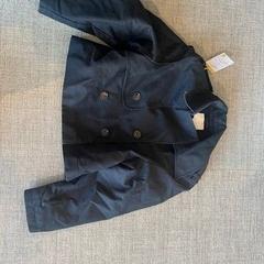 السترة Zwart katoen، كما تم الإبلاغ عنه بواسطة Regio West-Vlaanderen عبر iLost