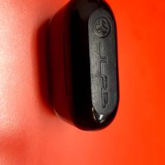 Airpods kasua, gisa salatu by UvA REC iLost erabiliz