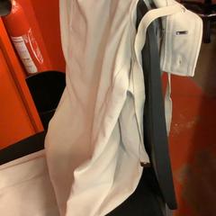 Trousers pantalon, as reported by MEININGER Hotel Bordeaux Gare Saint-Jean using iLost