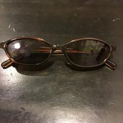 Zonnebril, zoals gemeld door Qbuzz U-OV met iLost