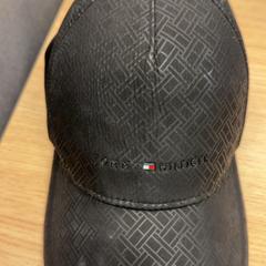 野球帽 がiLostで Feyenoord Rotterdam によって報告されました