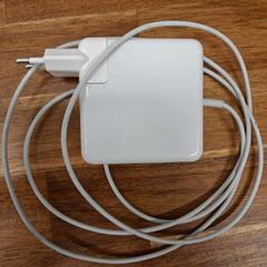 Macbook -laddare (adapter / voeding), rapporterat av Universiteitsbibliotheek Universiteitskwartier med iLost
