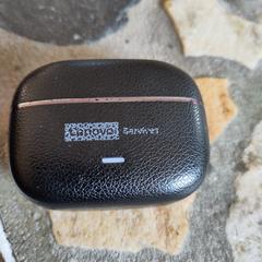 lenovo earbuds charching box, som rapportert til iLost