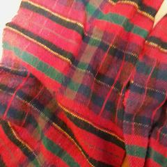 Écharpe rouge écossaise, a été signalé par TCL utilisant iLost