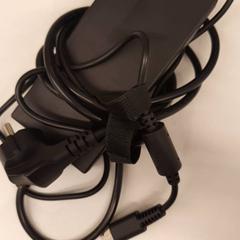 充電器 がiLostで HvA Amstelcampus によって報告されました