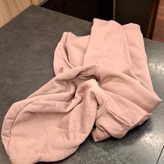 Mellény Bruin, amint azt Rotterdam The Hague Airport az iLost segítségével jelentette.