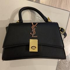 Bag mansoor-bujak, polen, as reported by Gemeente Amsterdam using iLost