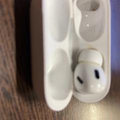 آي بود Ipods met Initialen، كما تم الإبلاغ عنه بواسطة Pathé Breda عبر iLost