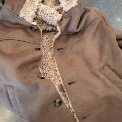 Manteau  enfant Maron, ha sido reportado por IKEA Paris Nord Roissy con iLost