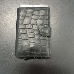 Porte-cartes Musaeed, a été signalé par Regio Oost-Vlaanderen utilisant iLost