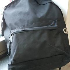 Ryggsäck Zwart, rapporterat av Regio Oost-Vlaanderen med iLost