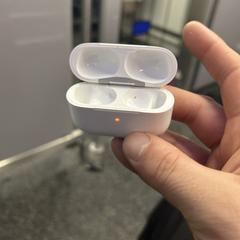 AirPods Pro 2e generatie oplaadcase, iLost에 보고됨