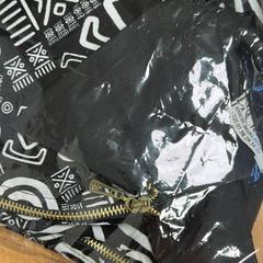 Kleren, zoals gemeld door Sheraton Brussels Airport Hotel met iLost