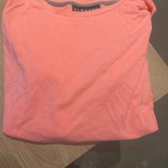 Camicia, come riportato da Van der Valk Hotel Eindhoven - Best utilizzando iLost