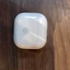 이어폰, iLost를 사용하여 Leonardo Royal Hotel Amsterdam에 보고됨