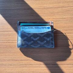 Plånbok Atam, rapporterat av Regio Limburg - Leuven med iLost