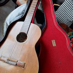 Guitaar met koffer a été signalé sur iLost