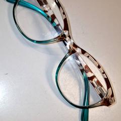 Brýle, jak nahlášeno Qbuzz DMG pomocí iLost